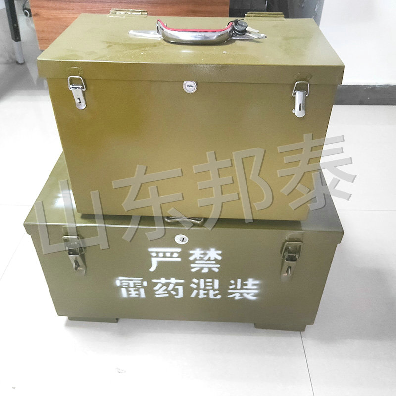 軍綠色火工品箱